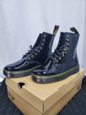 Dr. Martens Zavala Boots Patent Leather Size:7 *New In Box!*